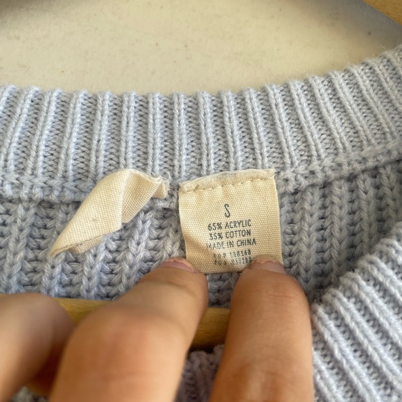 Oversized Sweater - Picture 3 of 3